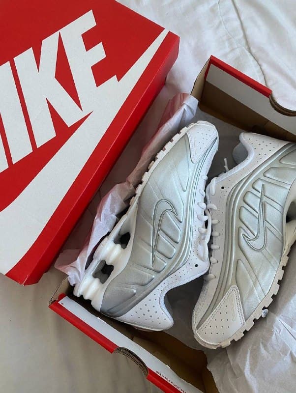 Enlace Hacoo Zapatillas Nike Shox R4 · foto 3