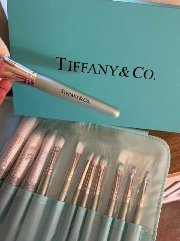 Enlace Hacoo Pinceles de maquillaje Tiffany Co · foto 3