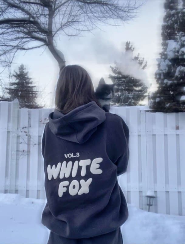 Enlace Hacoo White Fox ropa (30 sep 2026)