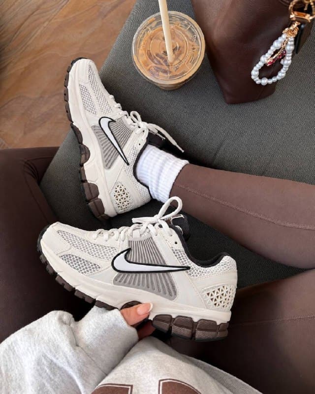 Enlace Hacoo Zapatillas Nike Vomero 5