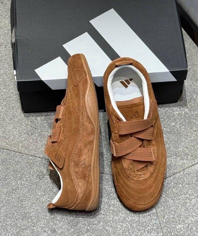 Enlace Hacoo Zapatillas Adidas Urban Reverie · foto 3