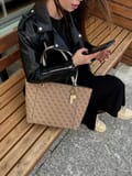 Bolso de grande Guess