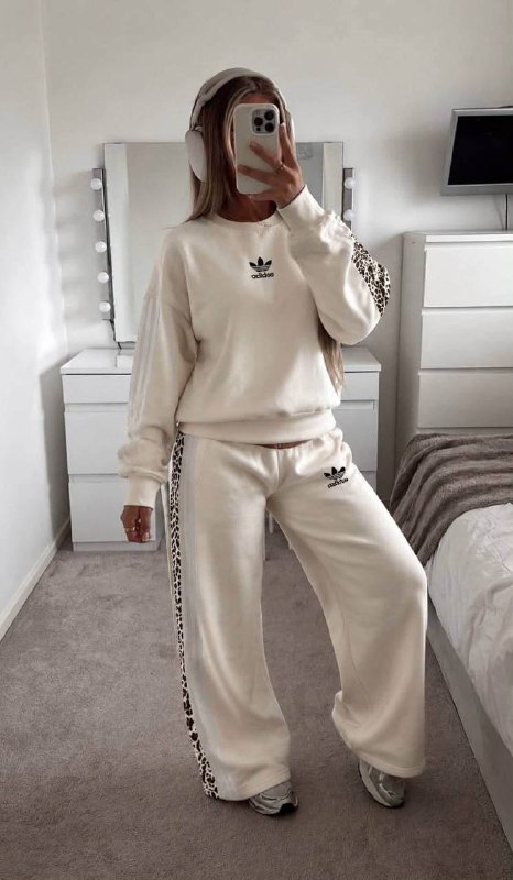 Link Hacoo Sudadera Adidas (2 sep 2026) · foto 3