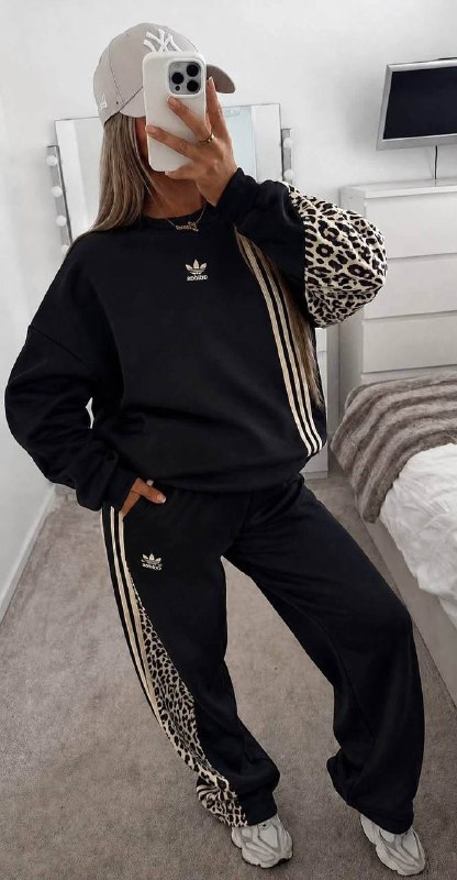 Link Hacoo Sudadera Adidas (2 sep 2026) · foto 4