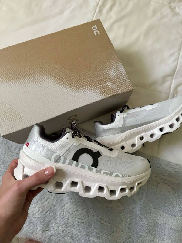 Enlaces Hacoo Loewe Lista de Zapatos On Cloud · foto 3