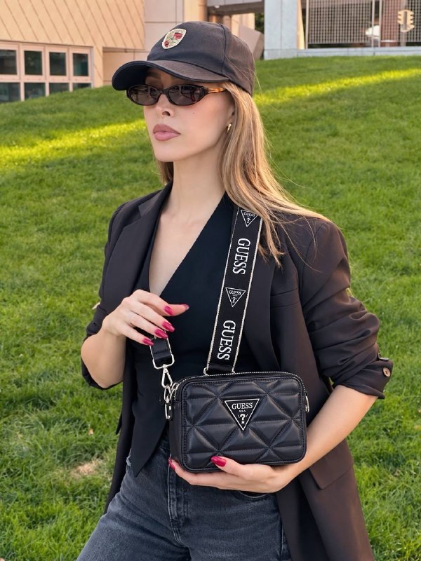 Enlace Hacoo Bolso Guess · foto 3