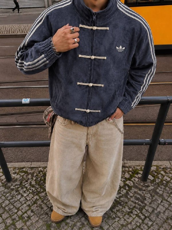 Link Hacoo Chaqueta Adidas Snake Year