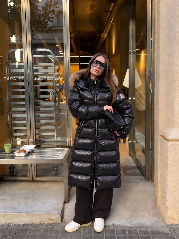 Link Hacoo Abrigo Moncler (5 oct 2026)