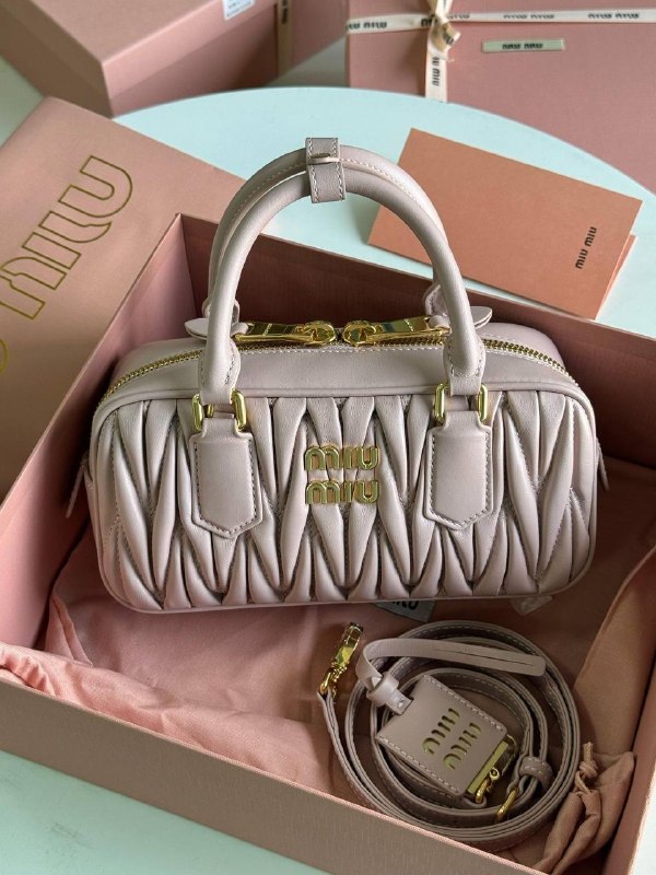 Link Hacoo Bolso Miu Miu (7 oct 2026) · foto 2