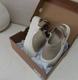 Link Hacoo Zuecos Ugg Goldenglow · foto 2