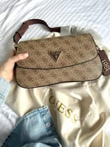 Links Hacoo Lista de Bolso Guess · foto 2