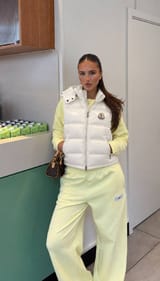 Link Hacoo Chaleco Moncler (9 oct 2026) · foto 2