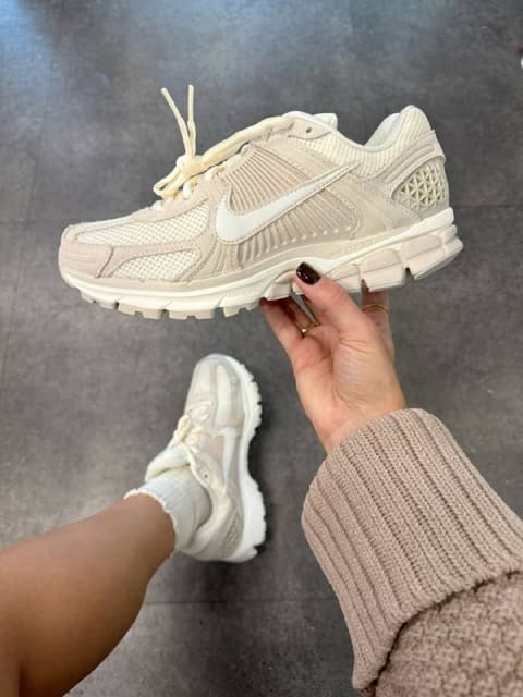 Enlace Hacoo Zapatillas Nike Vomero 5