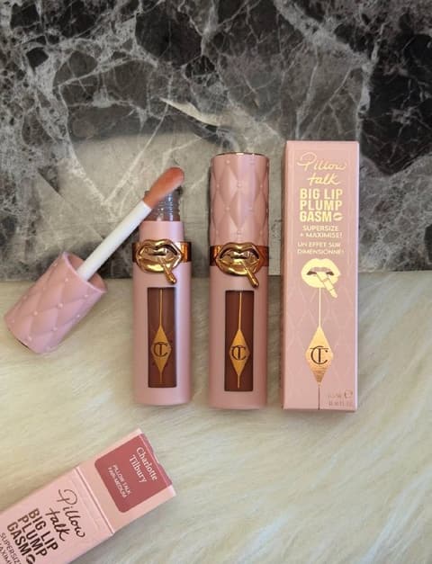 Enlace Hacoo Brillo de labios Charlotte Tilbury Pillow Talk Big Lip Plump