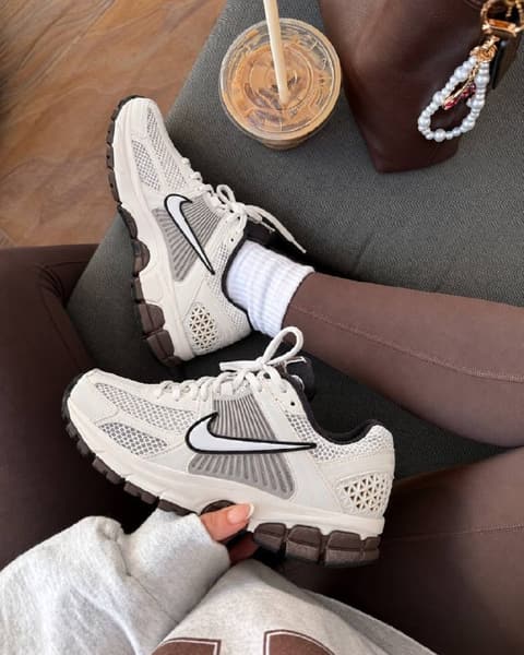 Enlace Hacoo Zapatillas Nike Vomero 5