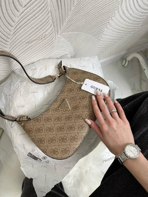 Links Hacoo Lista de Bolso Guess
