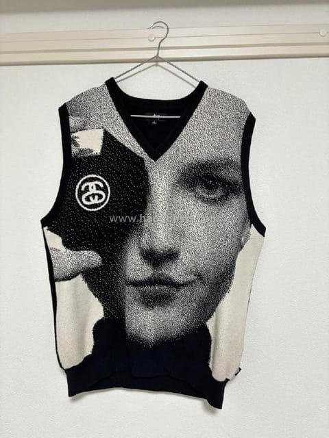 Link Hacoo Chaleco Stussy