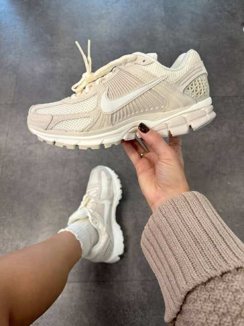 Enlace Hacoo Zapatillas Nike Vomero 5
