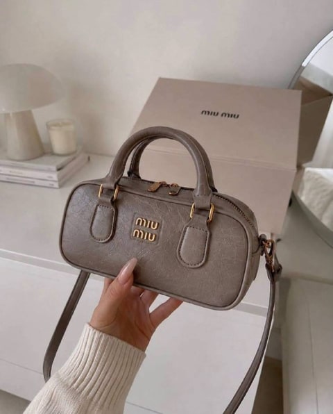 Enlace Hacoo Bolso Miu Miu