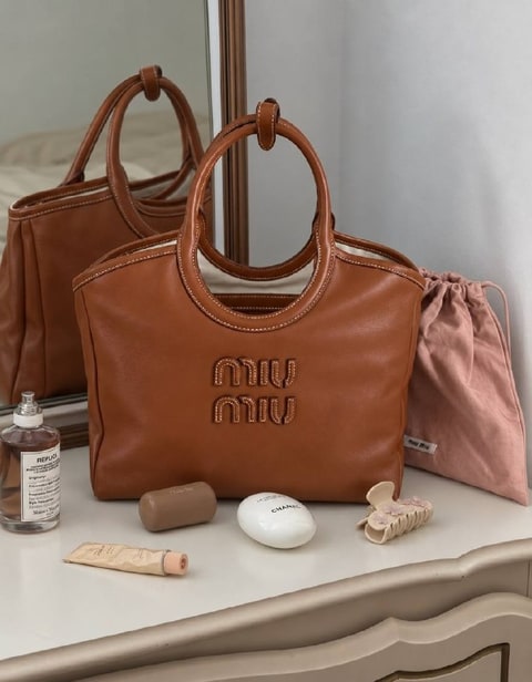 Enlace Hacoo Bolso Miu Miu