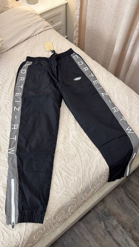 Enlace Hacoo Pantalón Corteiz